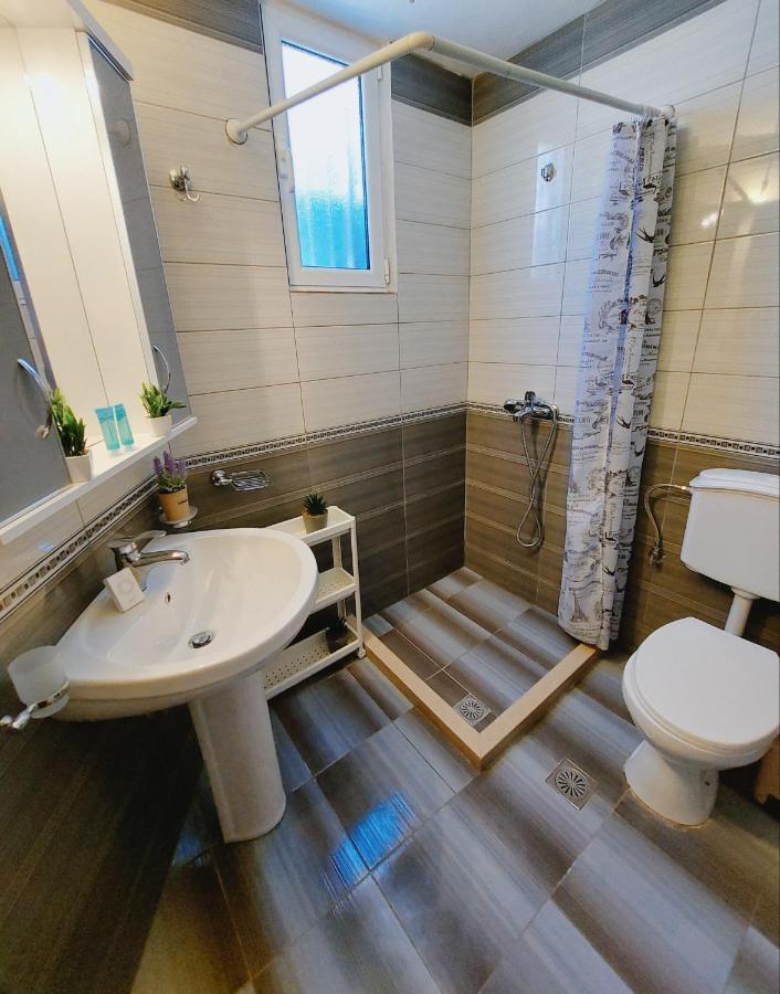 Orange Guest House Дхерми Экстерьер фото